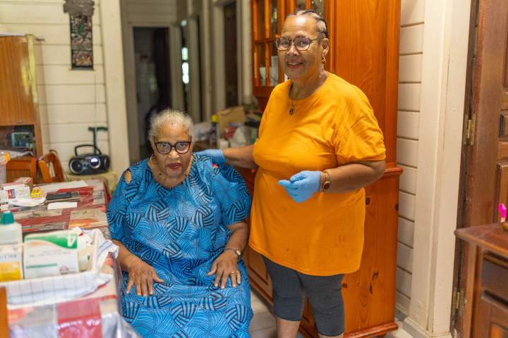 Présence rassurante de jour comme de nuit chez vous