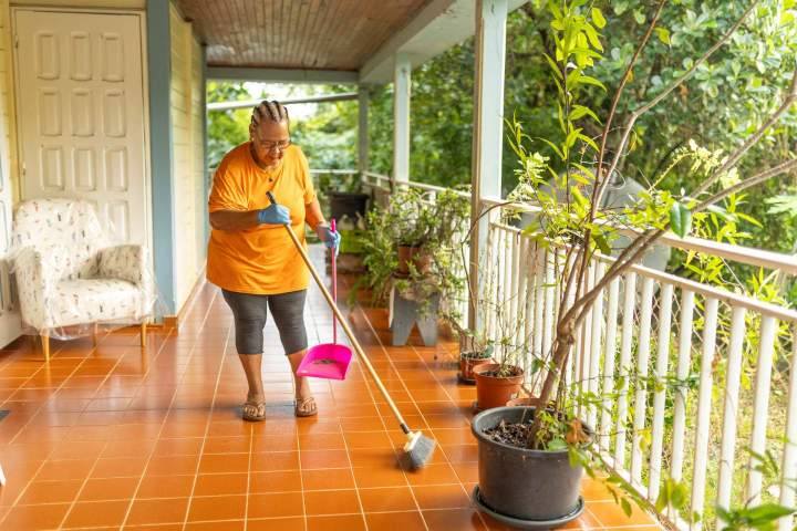 Entretien méticuleux du logement et gestion du linge